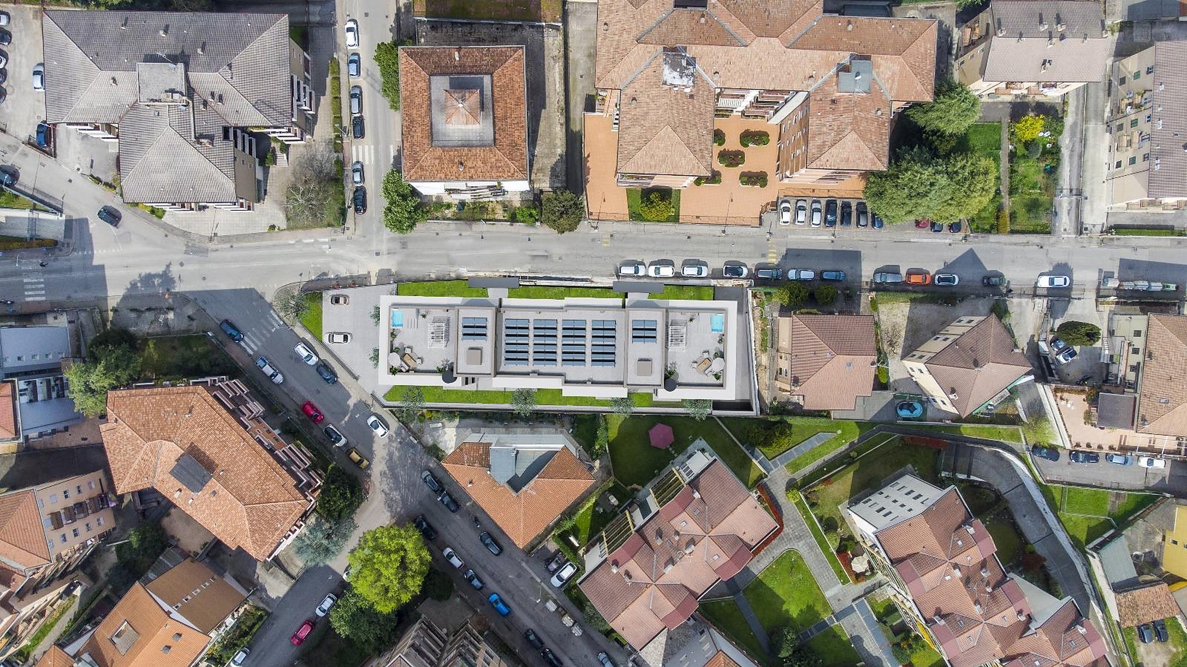 Vista zenitale del lotto con giardini e copertura